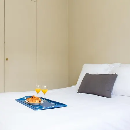 Private Apartment - Eiffel Tower View - Champ De Mars Παρίσι
